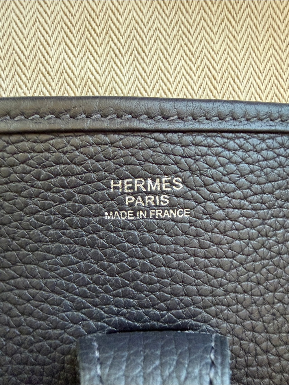 Hermes Evelyne III 29 PM in Caban Clemance Leather - Picture 2 of 16